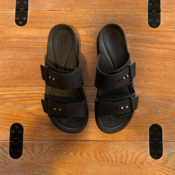 CROCS WOMEN’S SANDAL - Picture 2 of 3